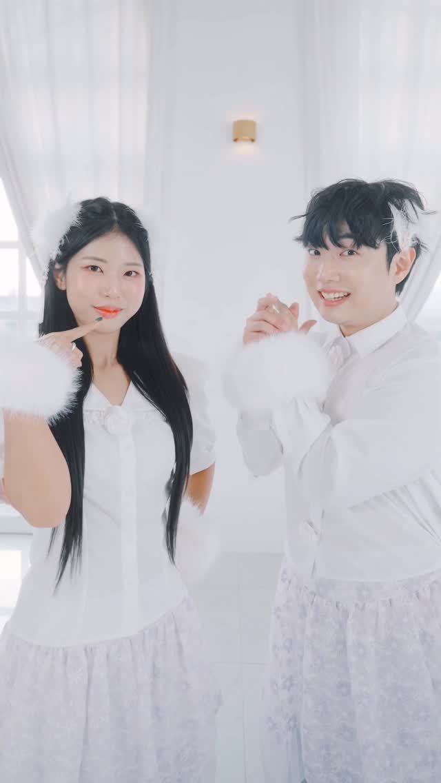 danjerous_siblings 게시물 이미지: 땡절스 ”겨울문“ 공개! ❄️🚪
⏰ 2026.01.02. 금 6PM...