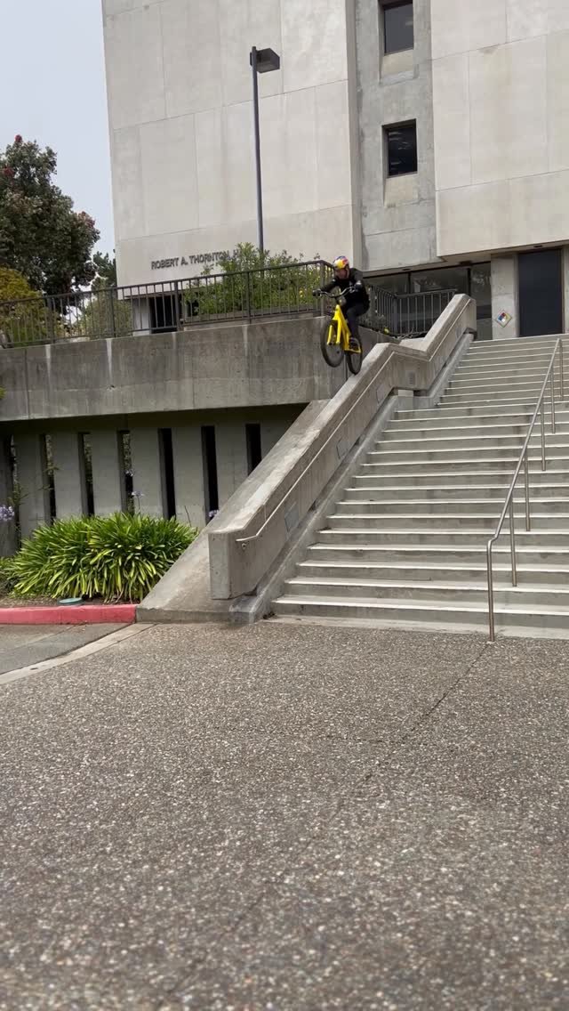 danny_macaskill 게시물 이미지: Really cool spot in San Francisco,  didn’t...