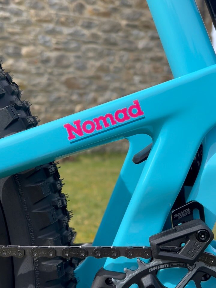 danny_macaskill 게시물 이미지: Soo stoked with the new @santacruzbicycles...