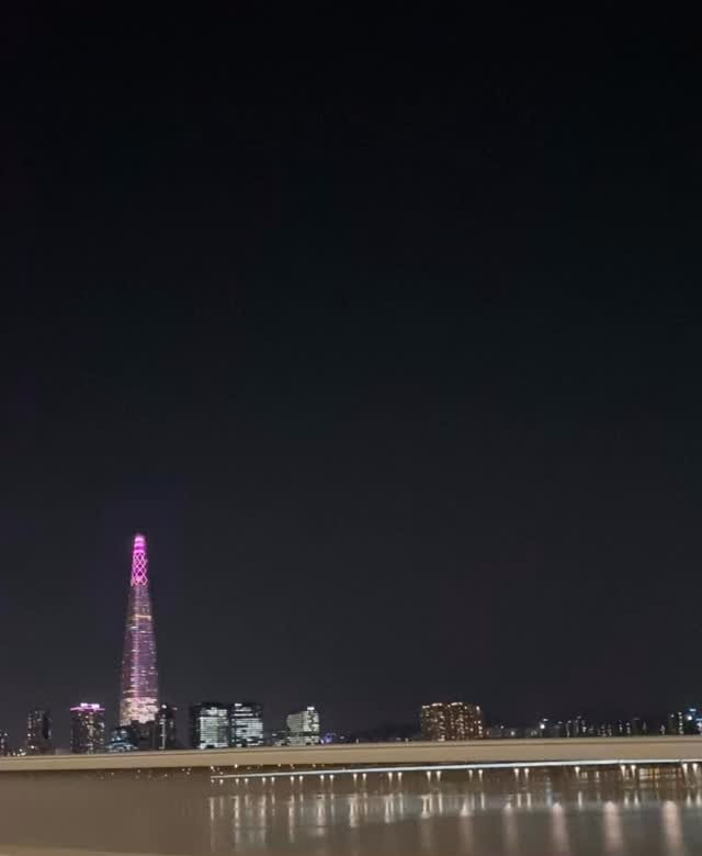 darambooks 게시물 이미지: ❤️Dear my reader❤️
지난 7일 동안 여의도 ’더현대‘에서 열린...