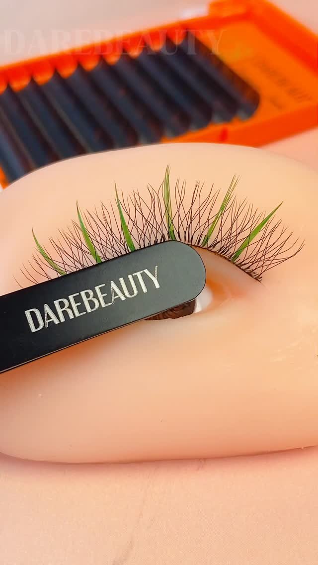 darebeauty_lashsupplier 게시물 이미지: Merry Christmas and happy new year!🎈🎊🎆 
All...