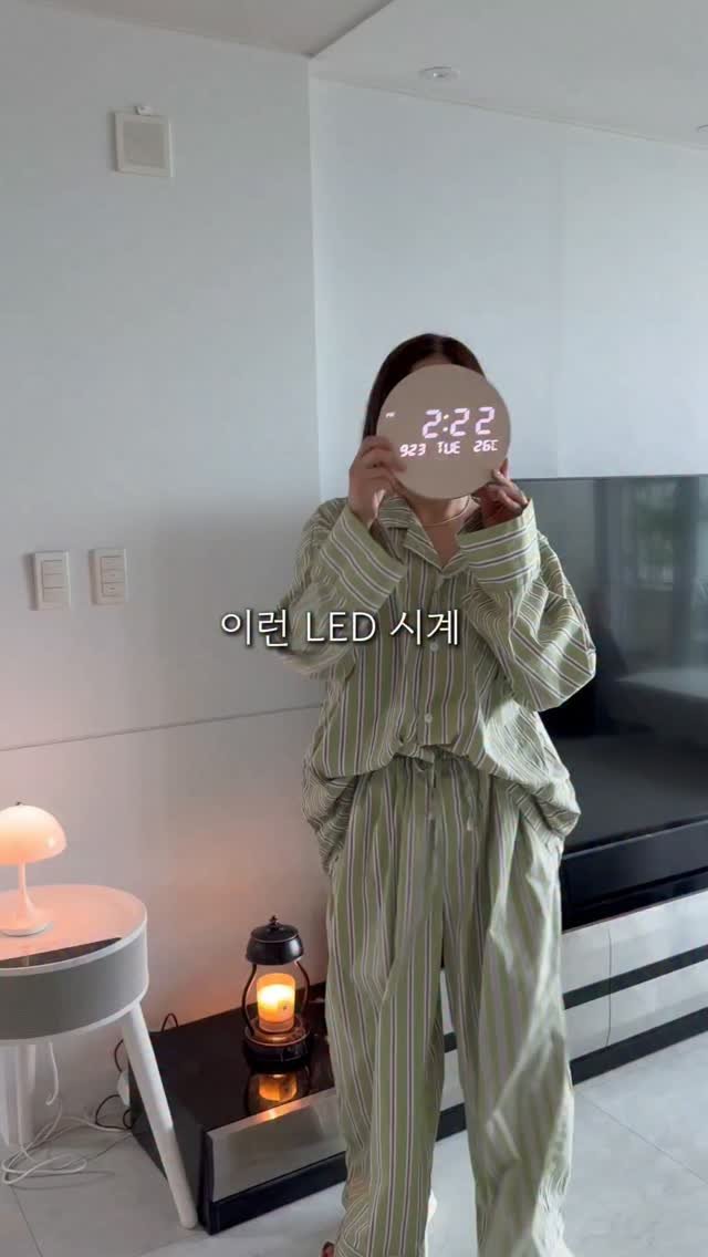 darimi_unni 게시물 이미지: ‼️댓글에 "시계" 남겨주시면 디엠드릴께요‼️

이거 지금 세일하는거...
