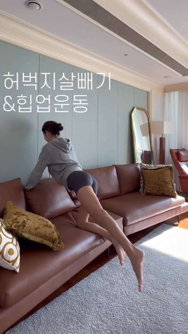 dasolmom_ 게시물 이미지: 허벅지🔥힙업🔥

슬림탄탄한 다리를 만들어준 4가지동작이에요.
이 순서대로하시면 더...