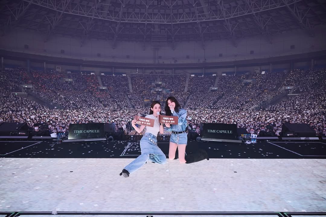 Photo shared by DAVICHI 다비치 on January 25, 2026 tagging @iammingki, and @dlgofl85.