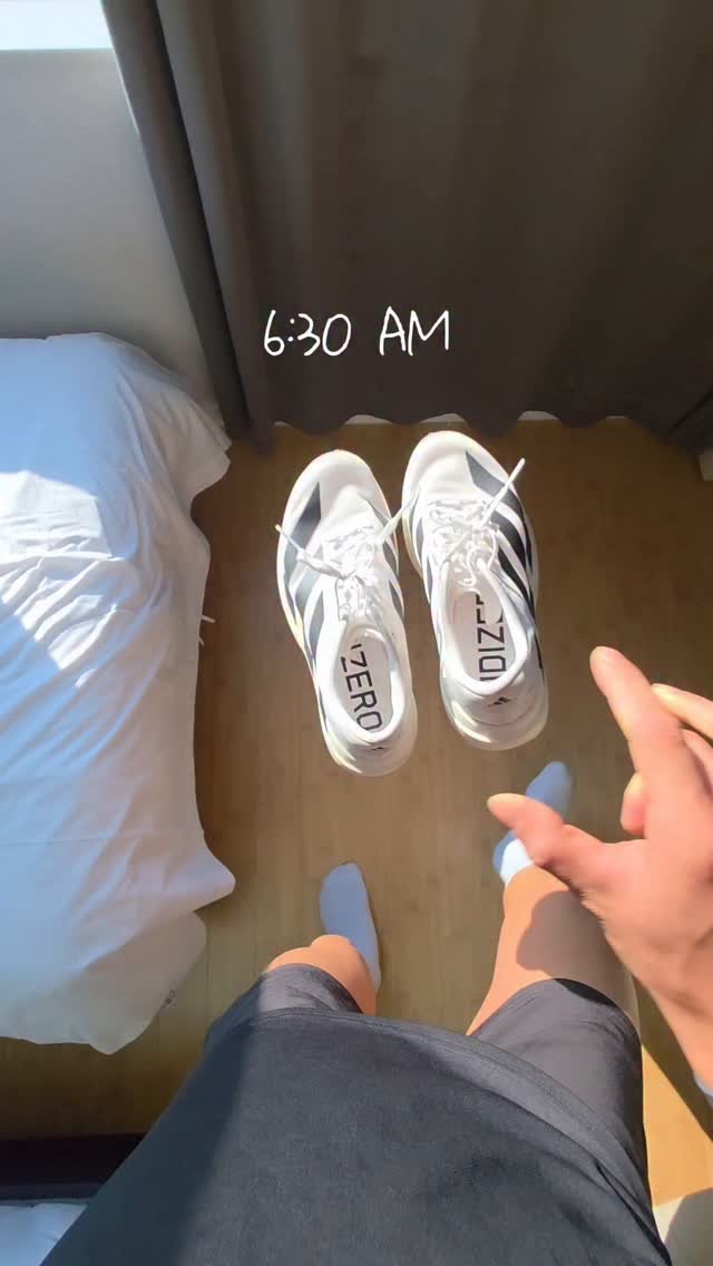 david_sooo 게시물 이미지: 기분이 좋지 않을 땐 아침 6:30에 나가서 이 포즈를 따라해보세요

(포즈 정보...