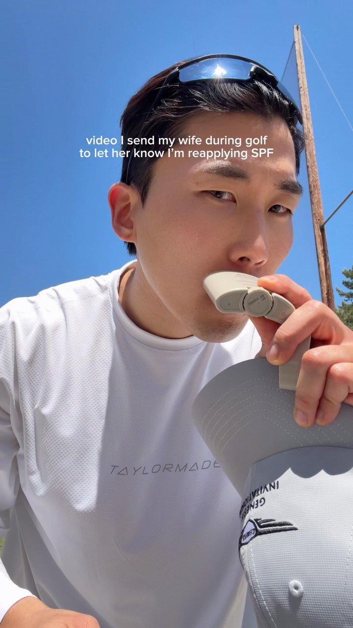 davidchosenone 게시물 이미지: sunsticks 🤝🏻 guys who hate touching sunscreen