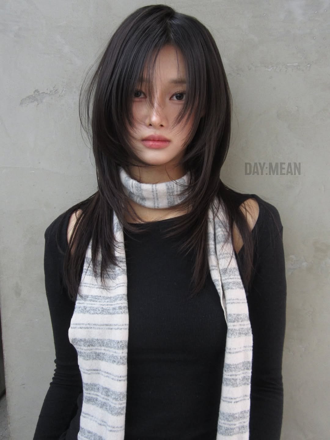 Photo by 합정미용실 데이민 서하 허쉬펌 레이어드펌 브라운염색 in 합정 홍대 상수. May be an image of one or more people, braids, bangs, blonde hair, makeup, long hair, top, turtleneck and text.