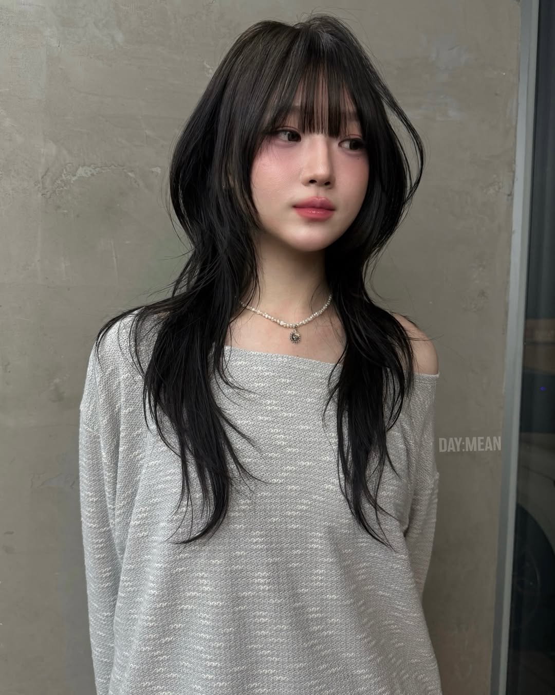 Photo by 합정미용실 데이민 서하 허쉬펌 레이어드펌 브라운염색 in 합정 홍대 상수. May be an image of one or more people, bangs, braids, top and text.