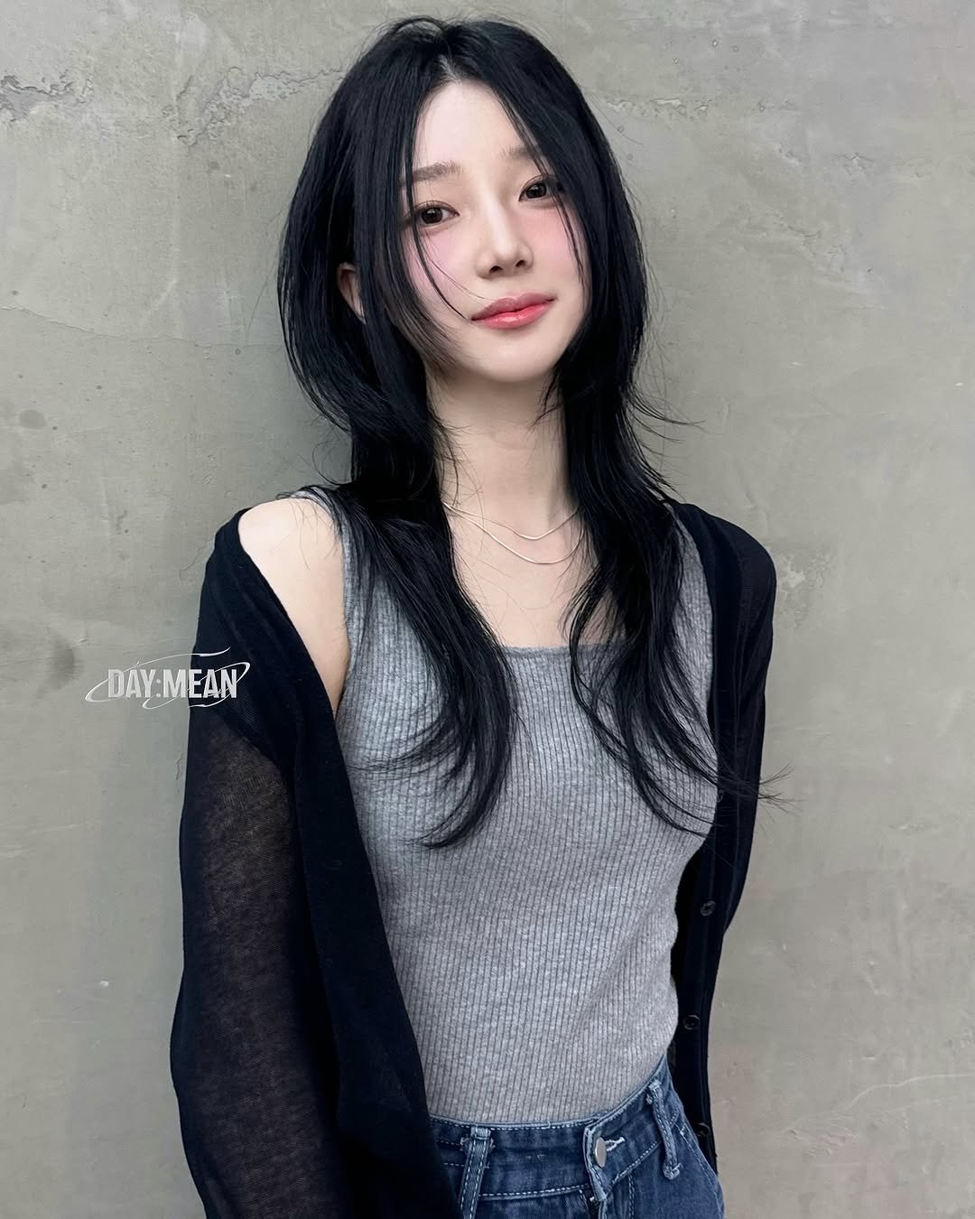 Photo by 합정미용실 데이민 서하 허쉬펌 레이어드펌 브라운염색 in Seoul, Korea.