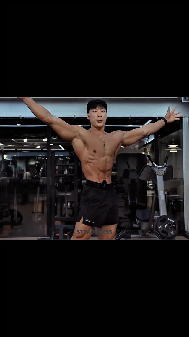 day_steadyness 게시물 이미지: 쇼맨.

@ifbbpro_mr.woo

.
.
.
.
.
.
.
.

#gym...