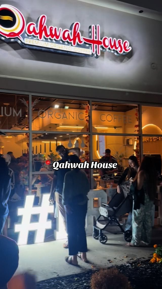 dayswithdeeee 게시물 이미지: nights out are meant for...