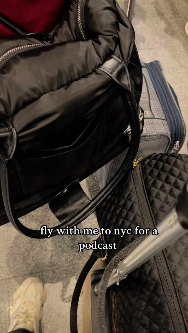 dayswithdeeee 게시물 이미지: stay tuned 🫣#arab #arabthings #reels #podcast...