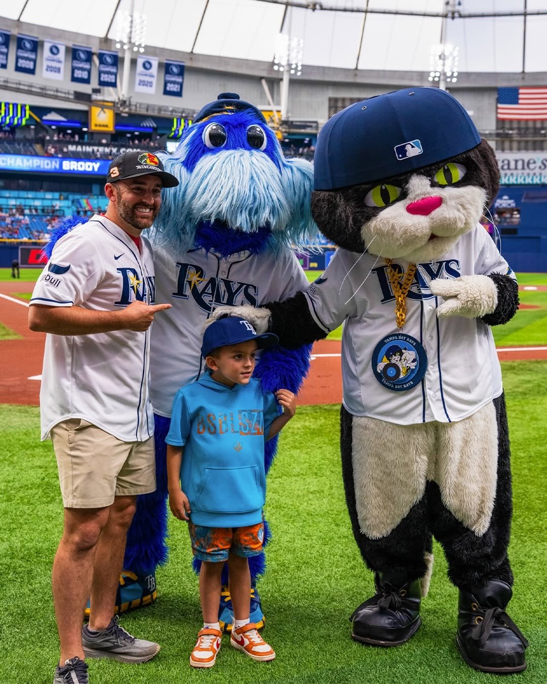 daytona 게시물 이미지: Rooting on the Rays with the Austins!...