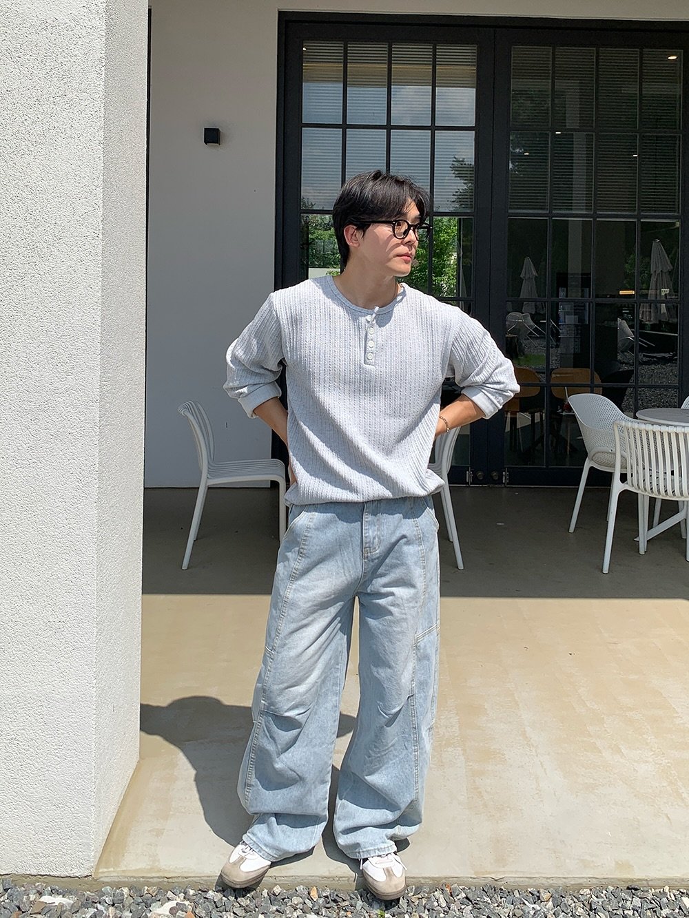Photo by 상혁, 휴트 HUET on September 29, 2025. May be an image of 1 person, sweatpants and text.
