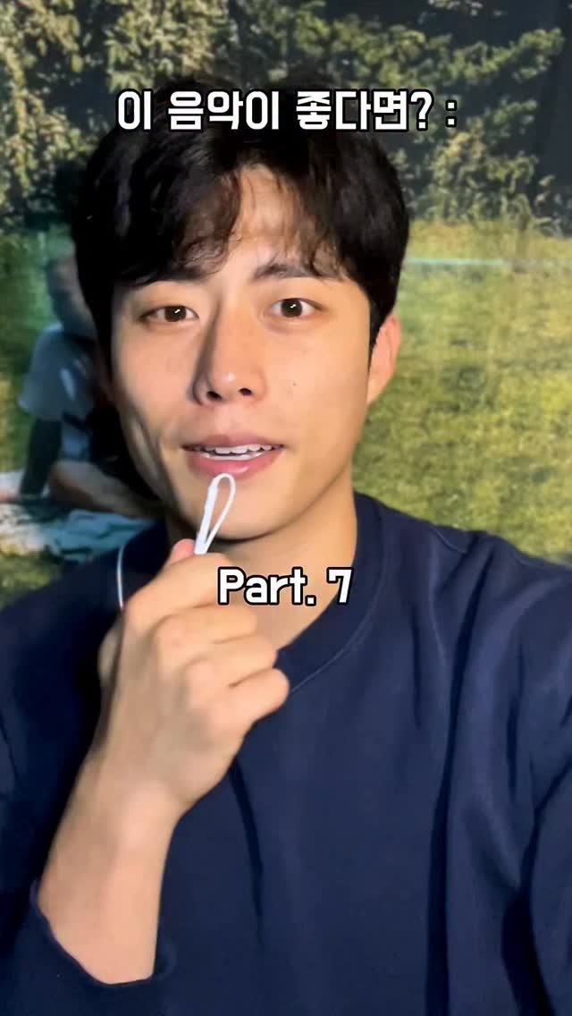 ddngin 게시물 이미지: 참 춥군요 열정적인 노래로 몸을 데펴볼깝쇼?

*해당 콘텐츠는 한국콘텐츠진흥원의...