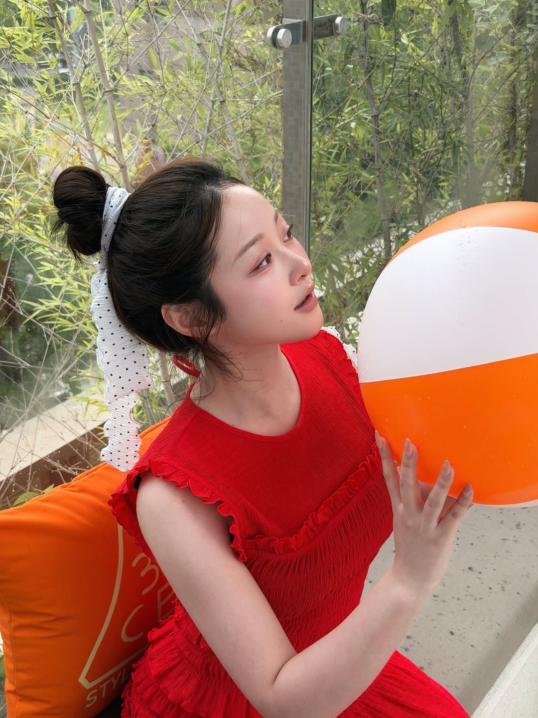 ddobini619 게시물 이미지: 인생 첫 풀파티 갔다가 물놀이는 무슨 비만 맞고 몸살 걸린 저예요

그래도 용기내서...
