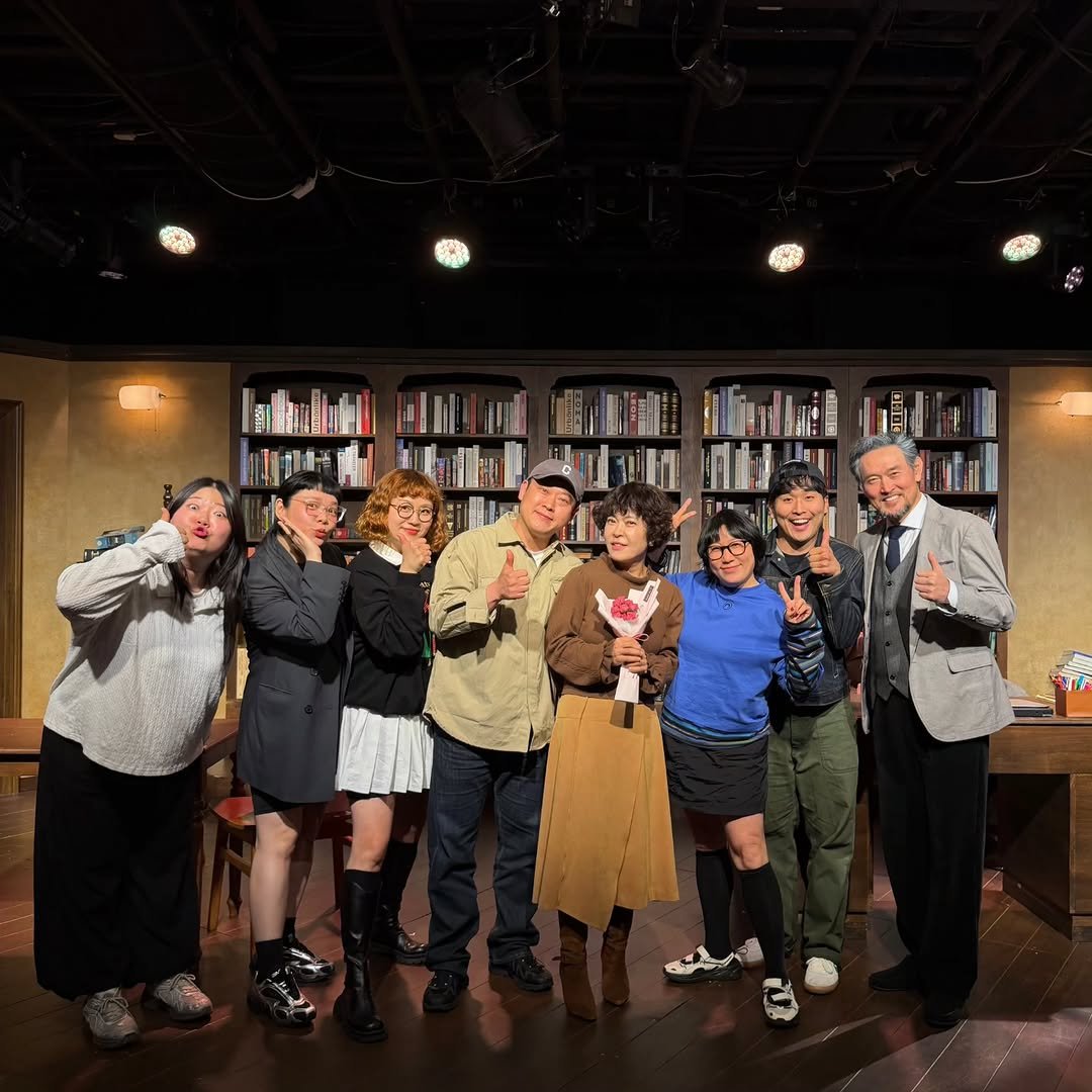 Photo shared by 미녀개그우먼 조수연 on April 23, 2026 tagging @gageun__0825, @kim_younghee, @smile_guri, @leerkrtks, @wooooooooooook2, and @ulumma2012. May be an image of costume and text.