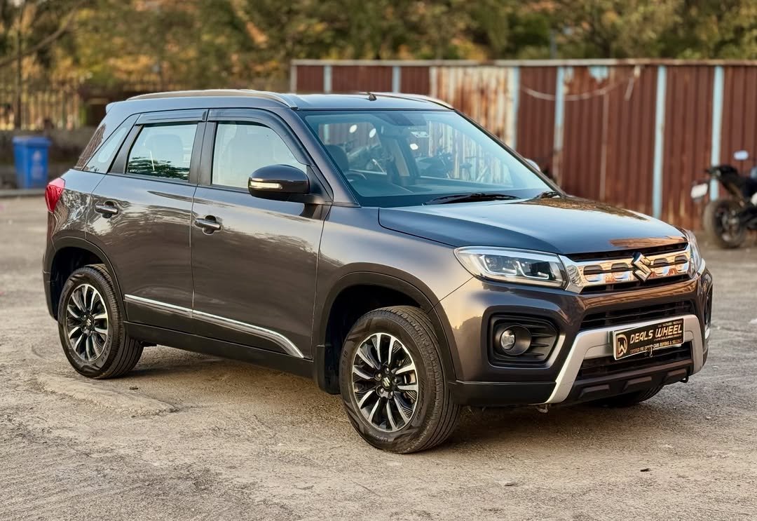 dealswheelofficial 게시물 이미지: *#2021 Maruti Brezza ZXi Plus*
Pure Petrol...