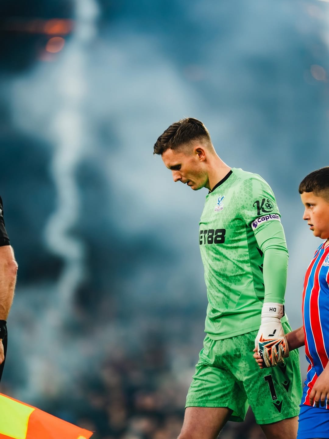 deanhenderson 게시물 이미지: Palace. 🦅