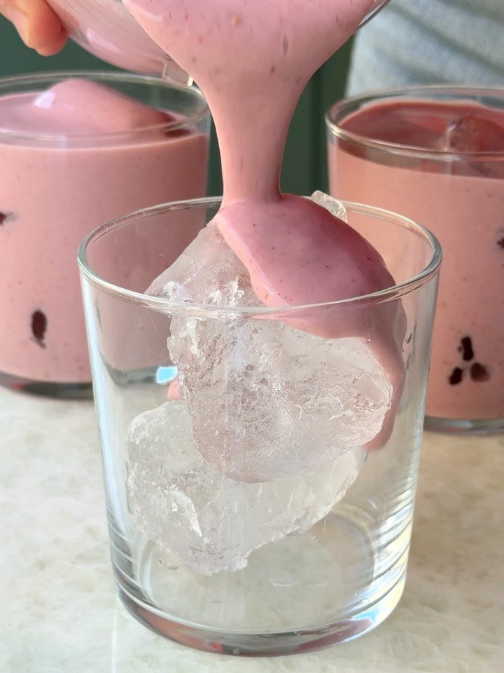 deliciouslyella 게시물 이미지: APRIL MONTHLY ROUND UP ⭐️

We’ve loved...