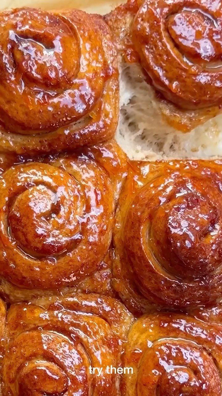 deliciouslyella 게시물 이미지: Sticky Marmalade Buns 🍊

Soft, fluffy layers...