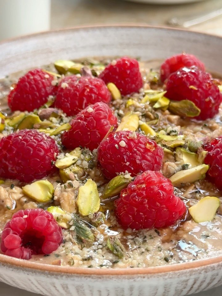 deliciouslyella 게시물 이미지: Coffee Overnight Oats ☕️🥣

A favourite from...