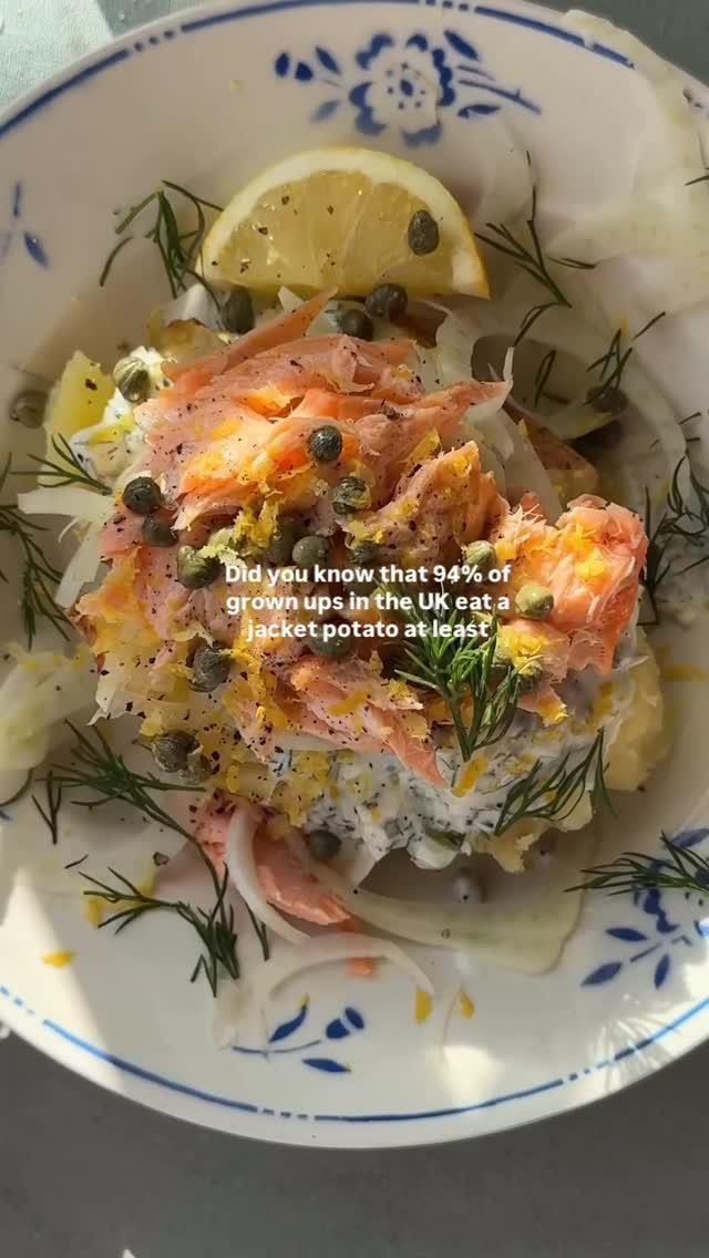 desertislanddishes 게시물 이미지: Do you love jacket potatoes? I really do! They...