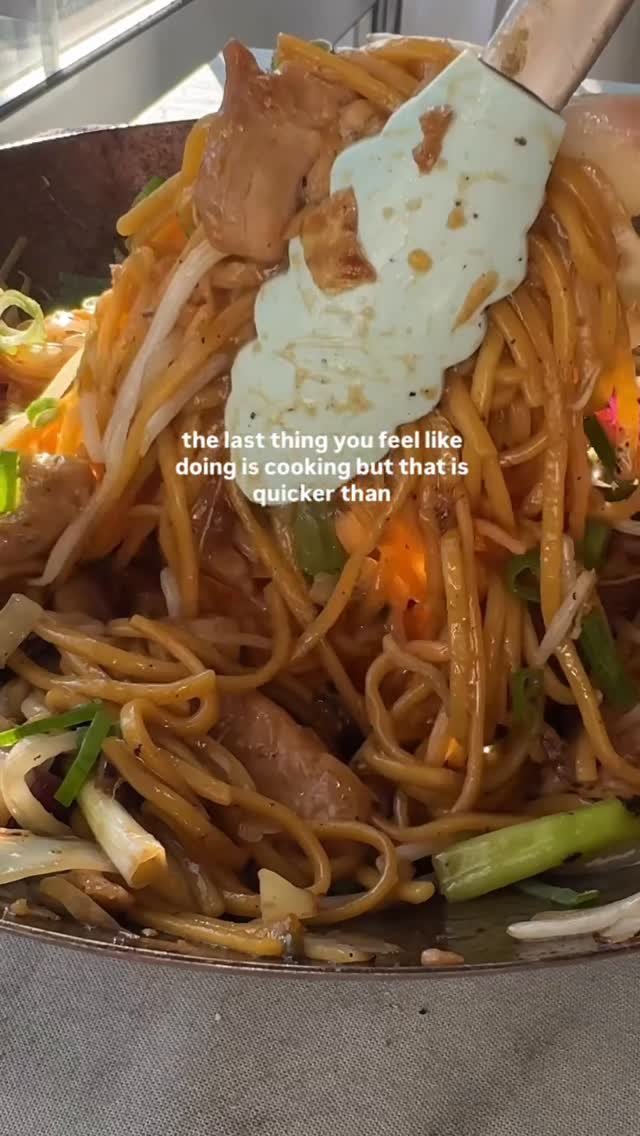 desertislanddishes 게시물 이미지: This is my version of a chicken chow mein,...