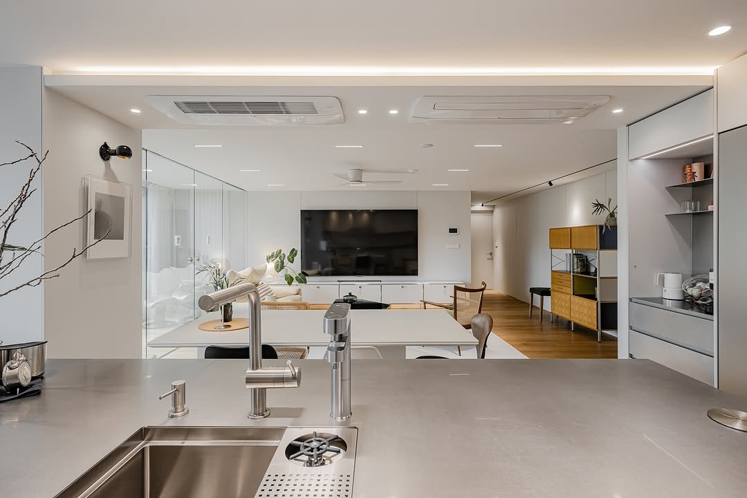 design_jinjak 게시물 이미지: _
클래식하고 절제된 무드.

#강남인테리어#아파트인테리어

Place :...