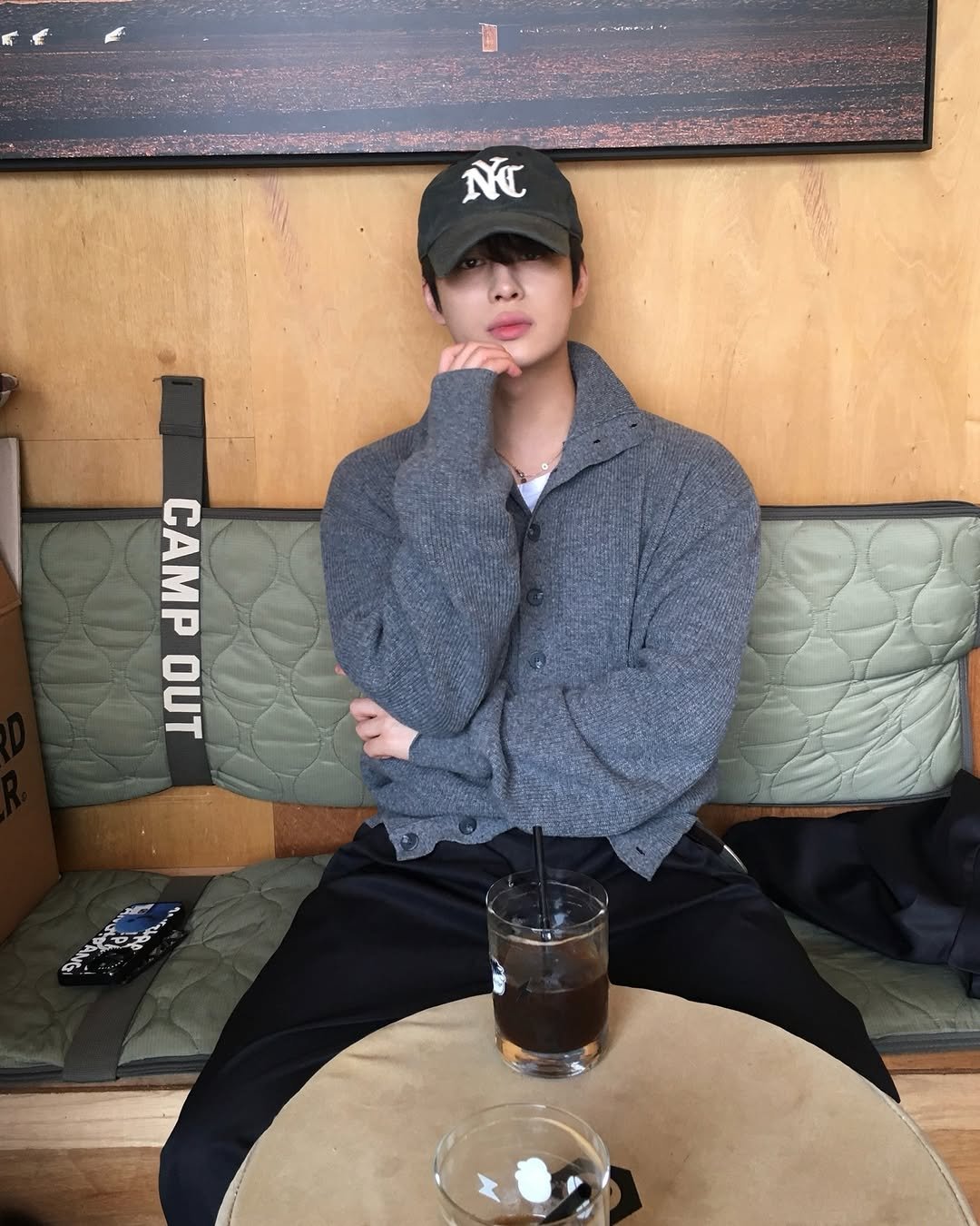 Photo by 도형, 디멘트 DMENT on September 28, 2025. May be an image of 1 person, duffle coat, cornflower and text.