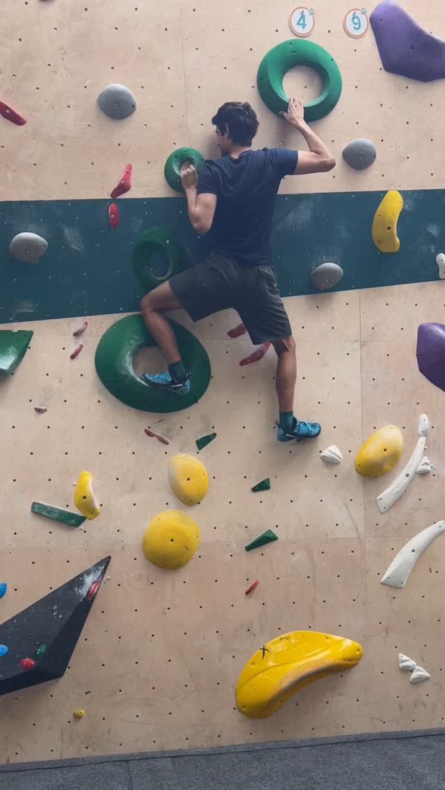 dhruvrathee 게시물 이미지: Rock climbing 🧗
.
.
.
#dhruvrathee