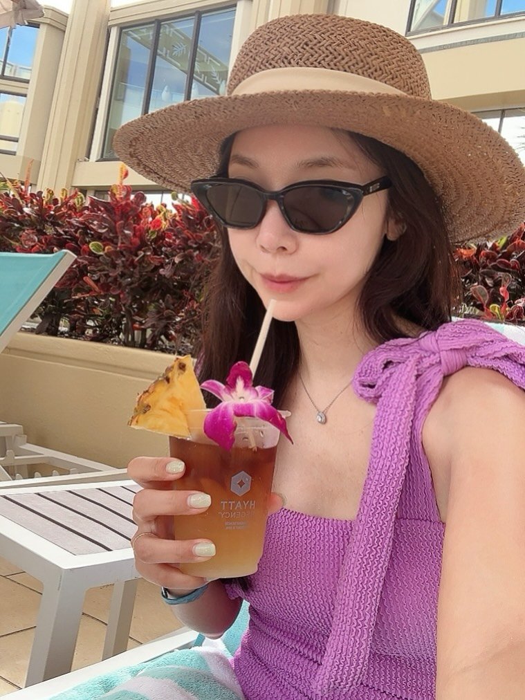 Photo by 다이애나 on August 06, 2025. May be an image of 1 person, parasol and text.