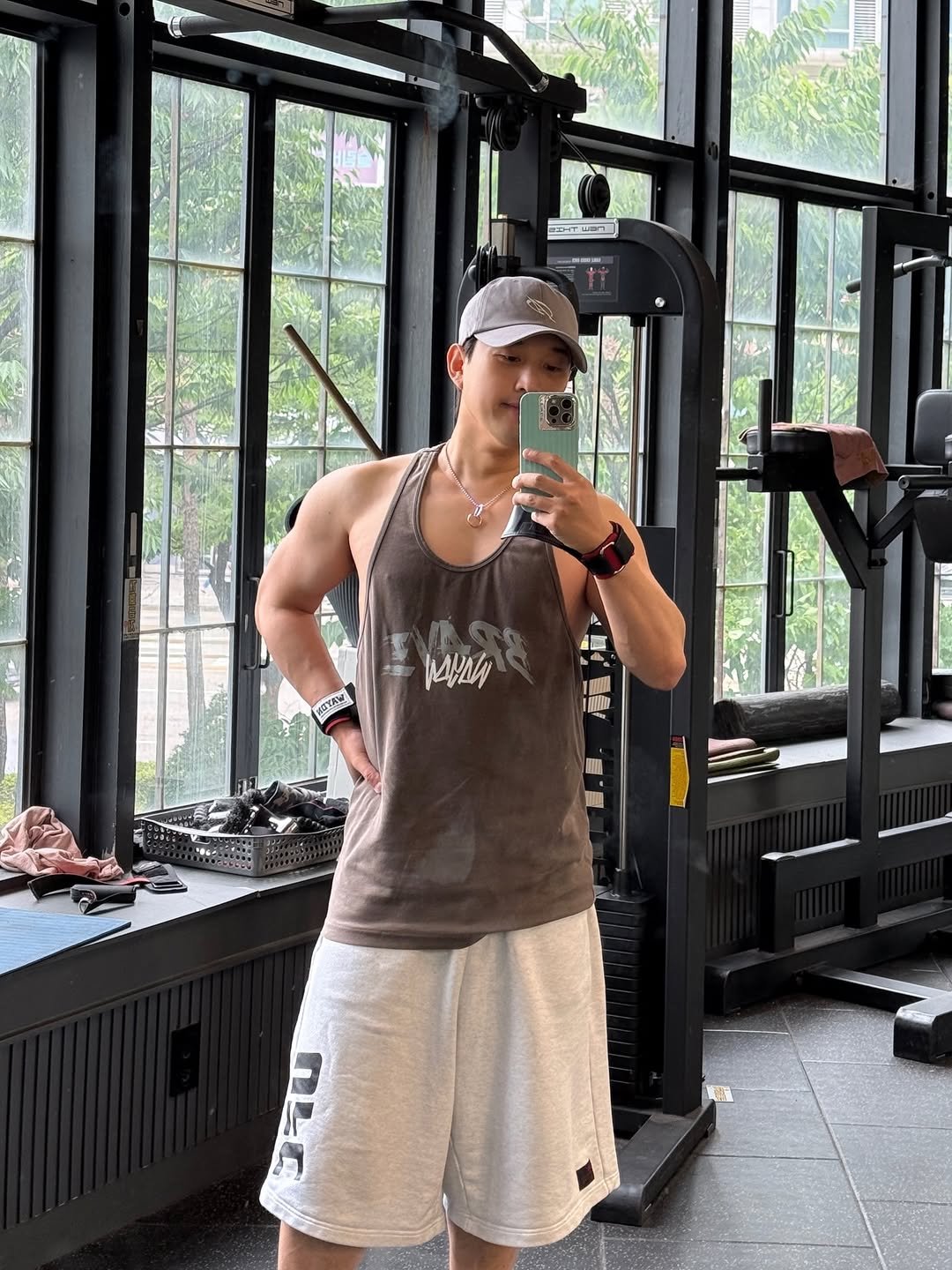 diary_oww 게시물 이미지: (2026.06.07) 오픈런 값진 땀🤩✨

역시 사람이 없으면 더 기분이...