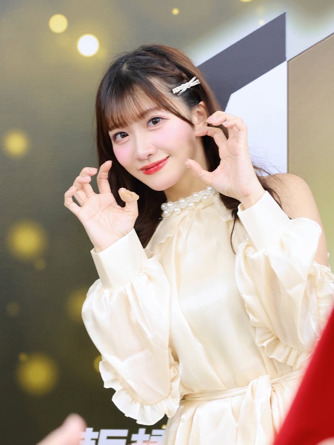 Photo by 💛中信兄弟啦啦隊🐘冼迪琦💛在台港人♡ on April 26, 2026. May be an image of one or more people, hair and text.