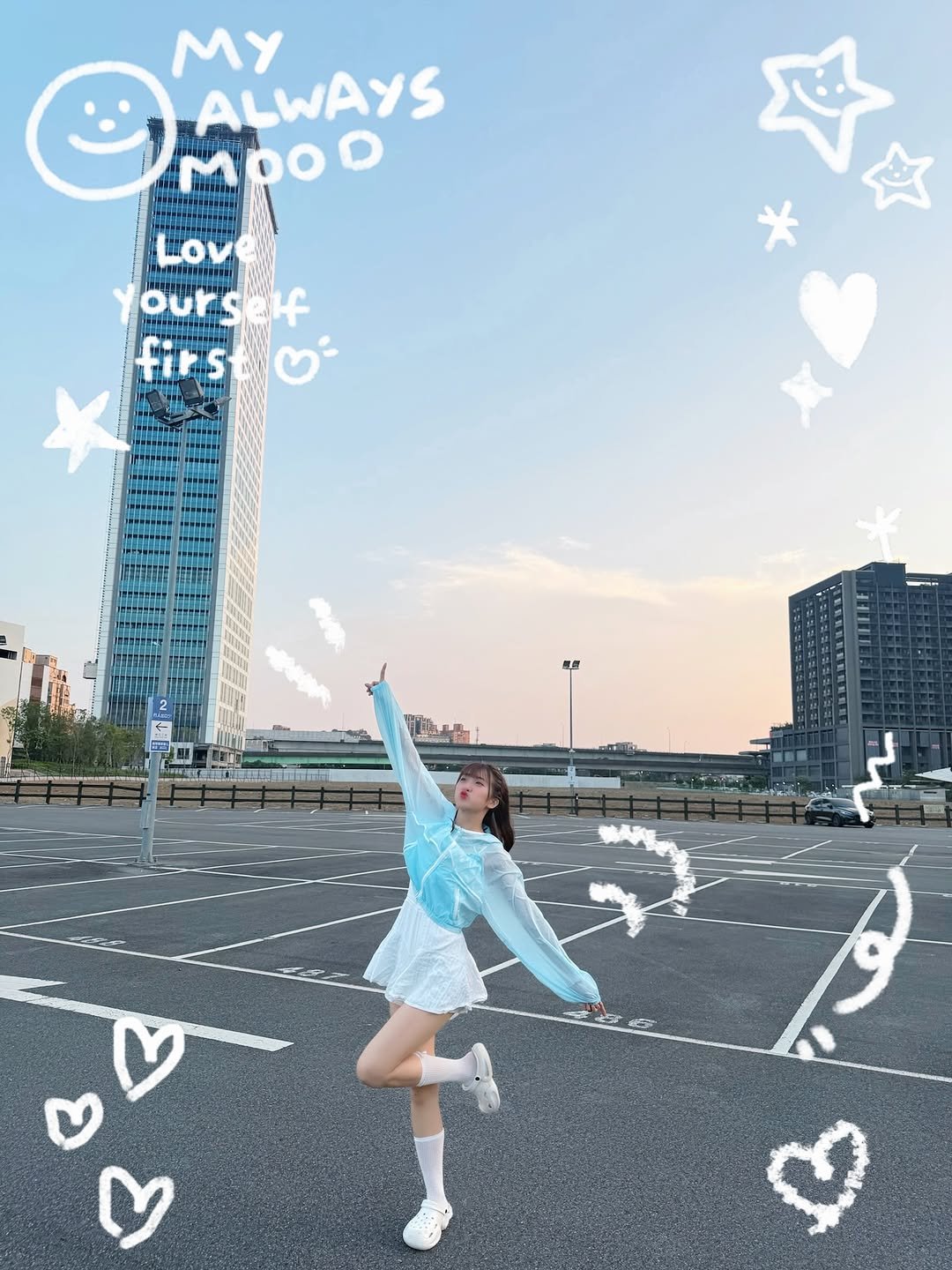 Photo by 💛中信兄弟啦啦隊🐘冼迪琦💛在台港人♡ on November 03, 2025. May be an image of skateboard and text that says 'My ALWAYS Mooo Love ours first * y ។'.