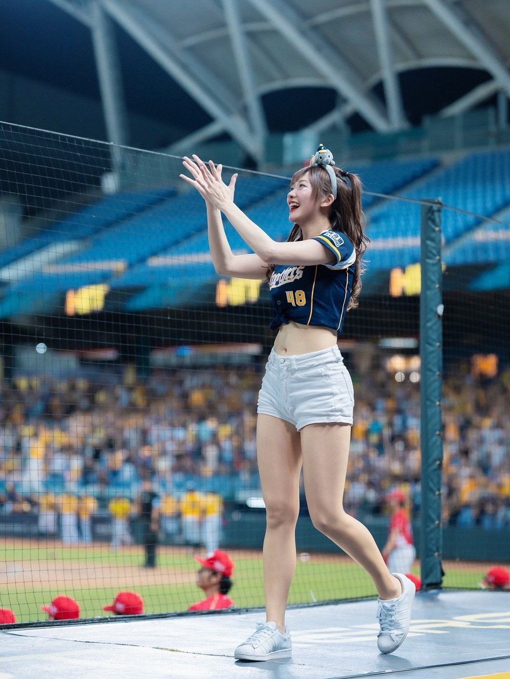 Photo by 冼迪琦 SIN TIK KEI Dickie on August 15, 2025. May be an image of 1 person, stadium and text.