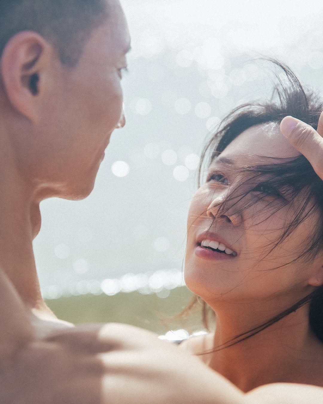 dicha__yun 게시물 이미지: 사랑하는 사람을 사랑하닌까 머리부터 발끝까지 예뻐보이더라
사랑하는 사람을 사랑하닌까...