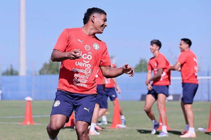 diego.leon04 게시물 이미지: Una sensación única ! 🦁❤️🤍💙