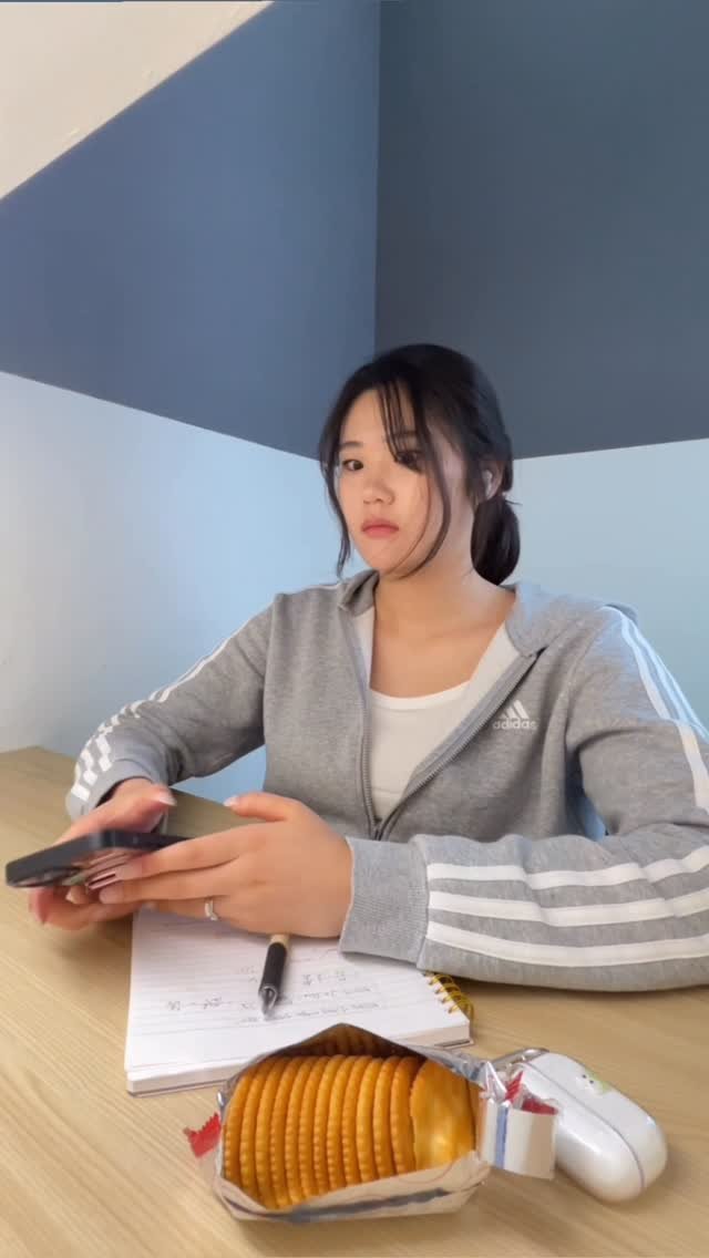 diet_jiwon_0 게시물 이미지: 제 폰 필요한사람 댓글달아주세요
택배로 보내드릴게요
제발 가져가주세요🥹🥹

#대학생시험기간