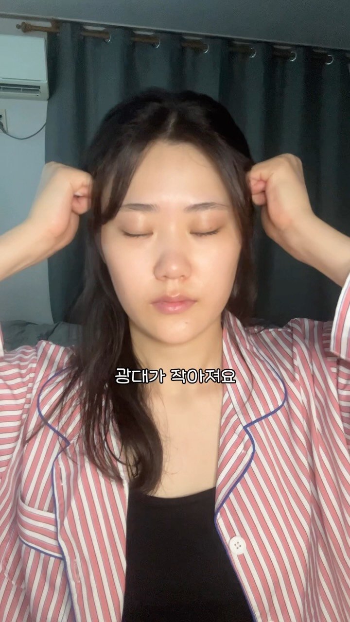 diet_jiwon_0 게시물 이미지: 사진빨 잘받는 얼굴 마사지(괄사x 손으로o)
하루 3분만 투자해보세요~!!