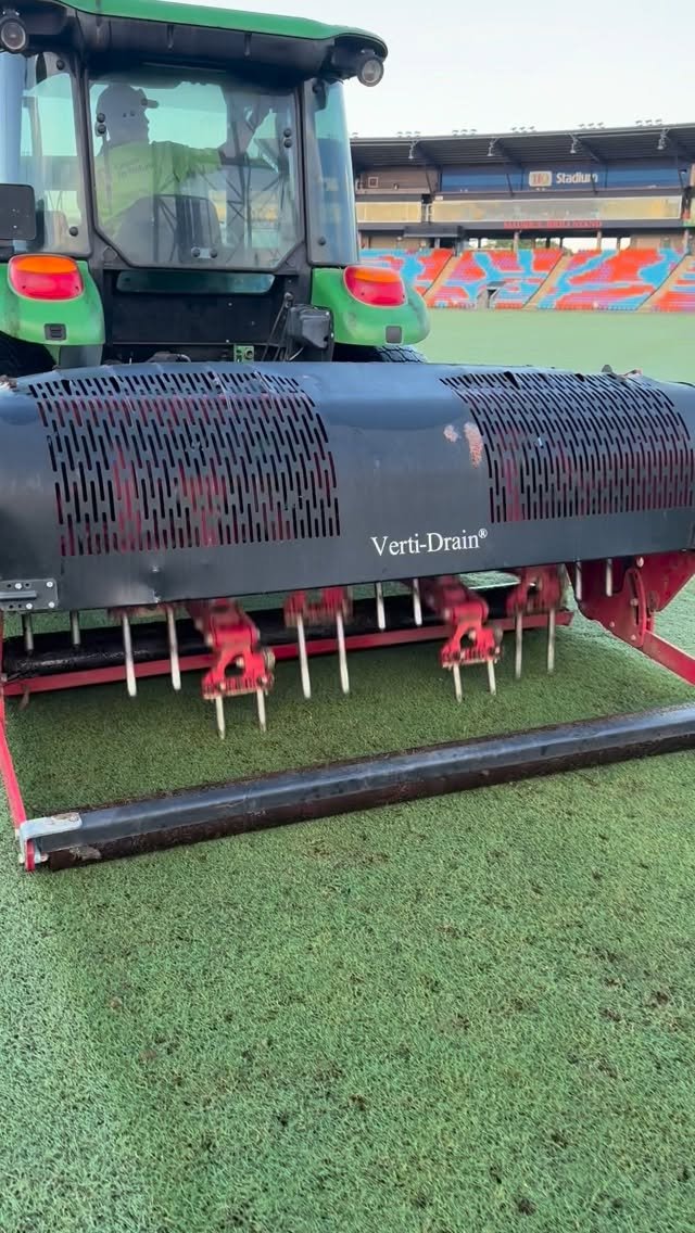 dint.golf.solutions 게시물 이미지: DINT turf tines in action at @tio_stadium Darwin 🤠