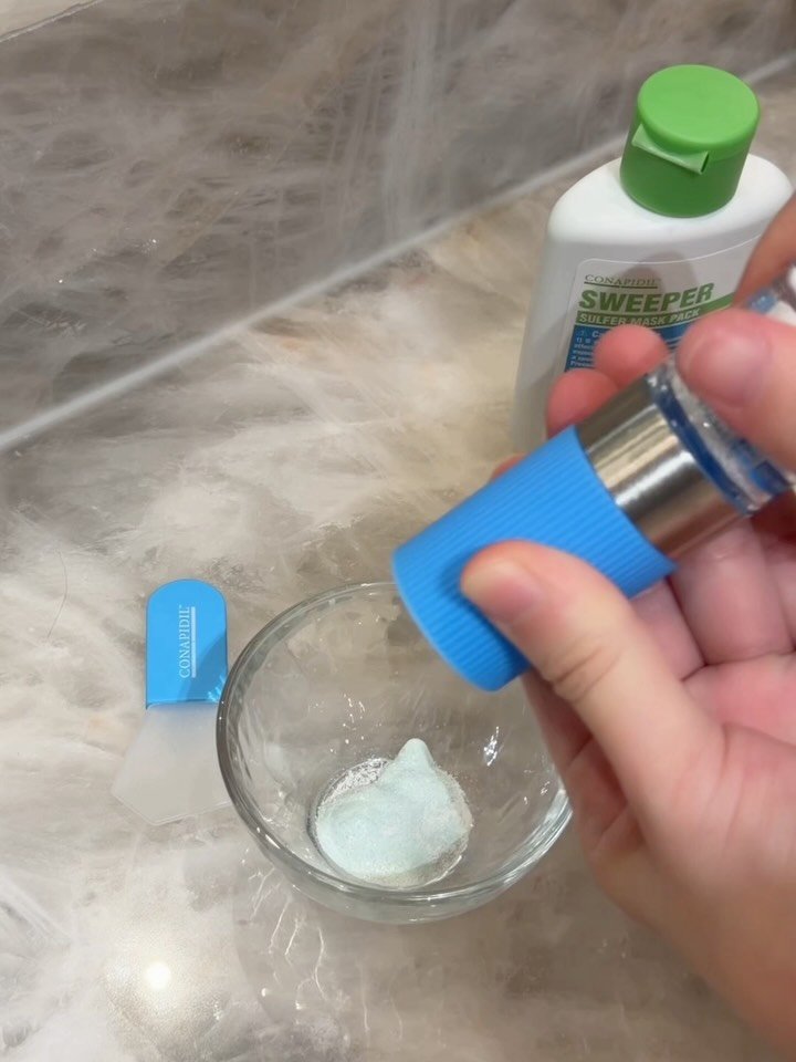 dioar_ceo 게시물 이미지: 뽀얗게 맑아지는 피부, 우유니🩵

요즘
피부톤 칙칙해지고
모공 늘어지고
각질 정돈...