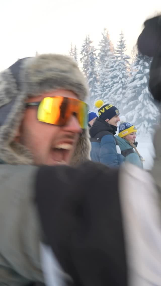 dirtfishrally 게시물 이미지: Swedish fans know how to enjoy spectating a rally 😂🇸🇪