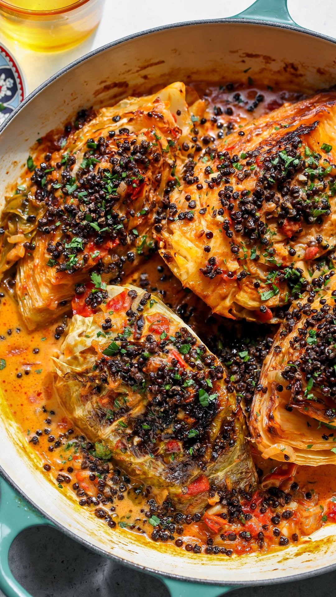 dishingouthealth 게시물 이미지: Meltingly tender Braised Cabbage with Crispy...