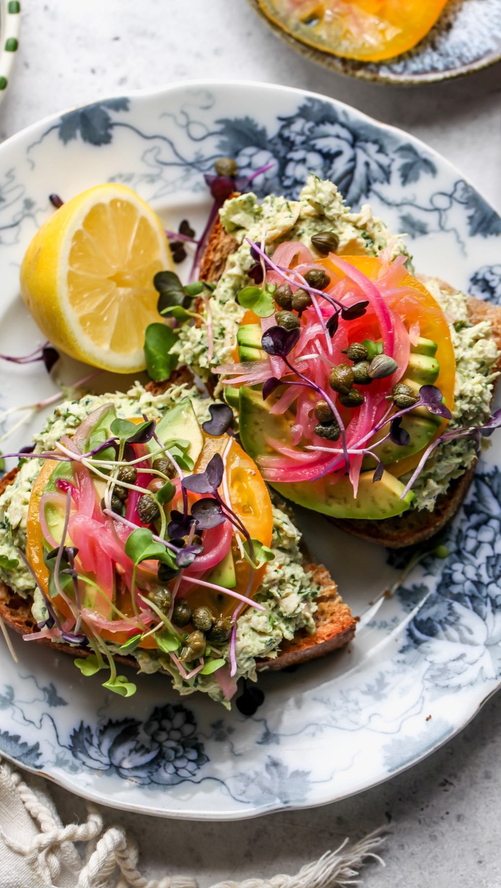 dishingouthealth 게시물 이미지: Green Goddess Chicken Salad: a 20-minute meal...