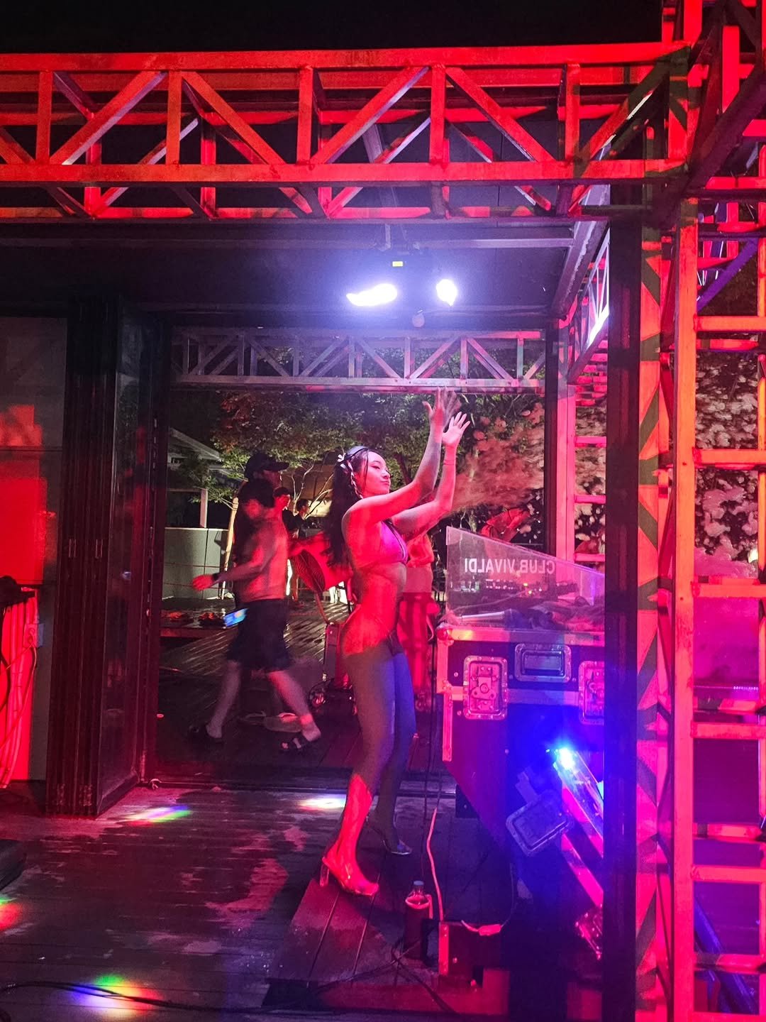 Photo shared by DJ Uni 최유정 on September 16, 2025 tagging @club_vivaldi. May be an image of 2 people, people dancing, speaker and text.