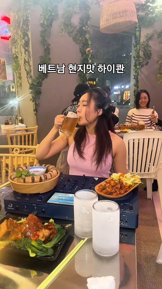 djuni_official 게시물 이미지: #ad #베트남 현지맛을 서울에서 느끼다⁉️
널리 알려있는 쌀국수, 반미, 분짜는...