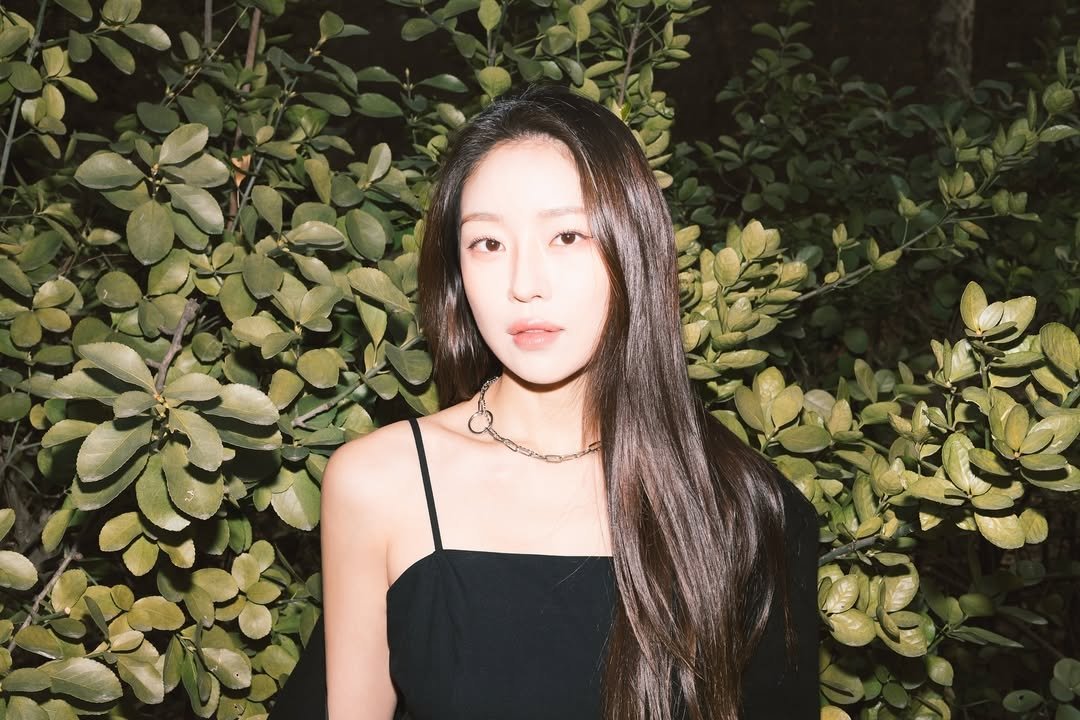 Photo shared by 홍 은 Hong eun on January 21, 2025 tagging @mare_hiemis.