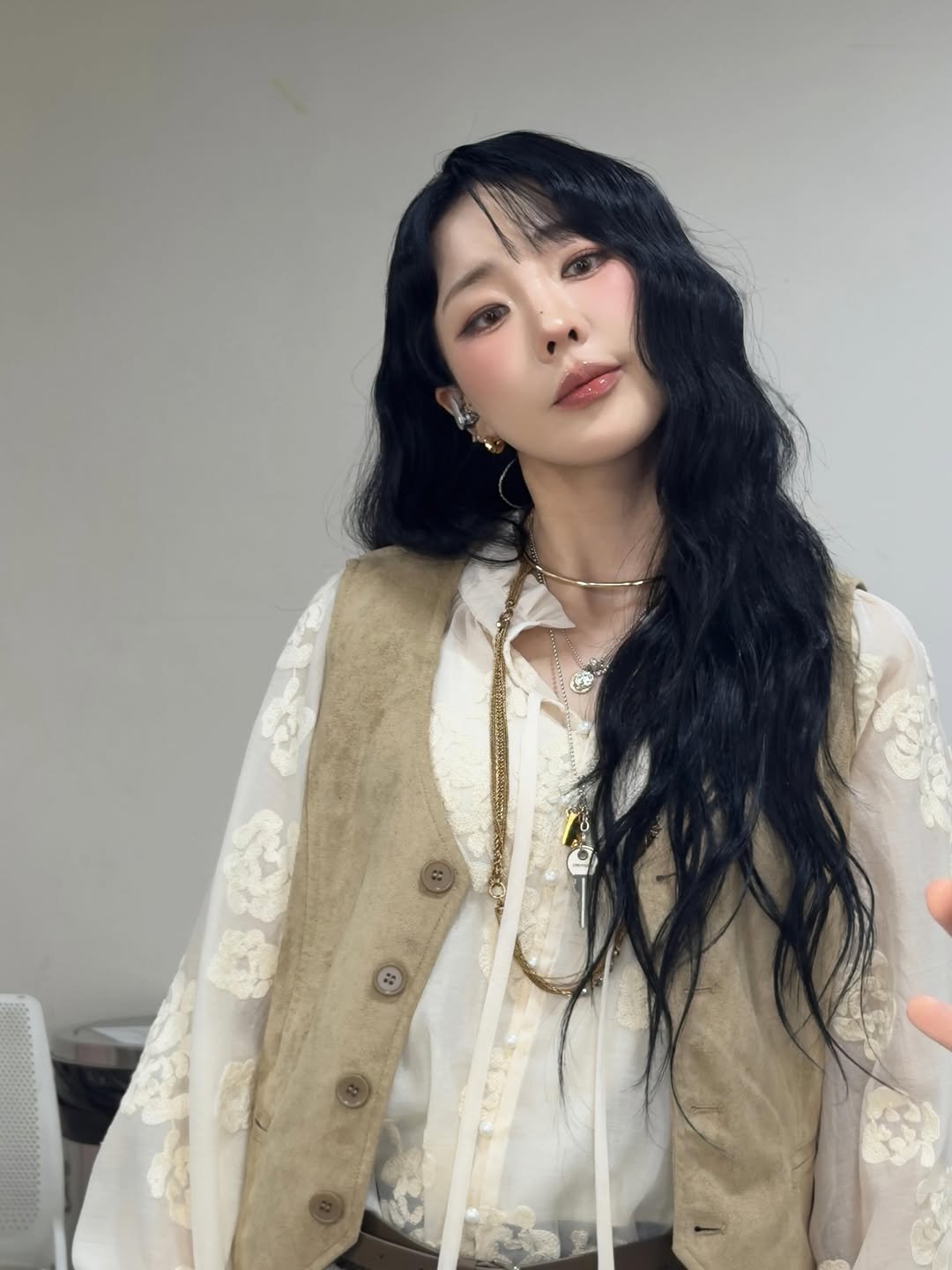 dlqhfka0217 게시물 이미지: 울 팬분들 새벽부터 와서 응원한다고 고생 많았어요🥹🤎
사랑한다옹😻😽
#인기가요...