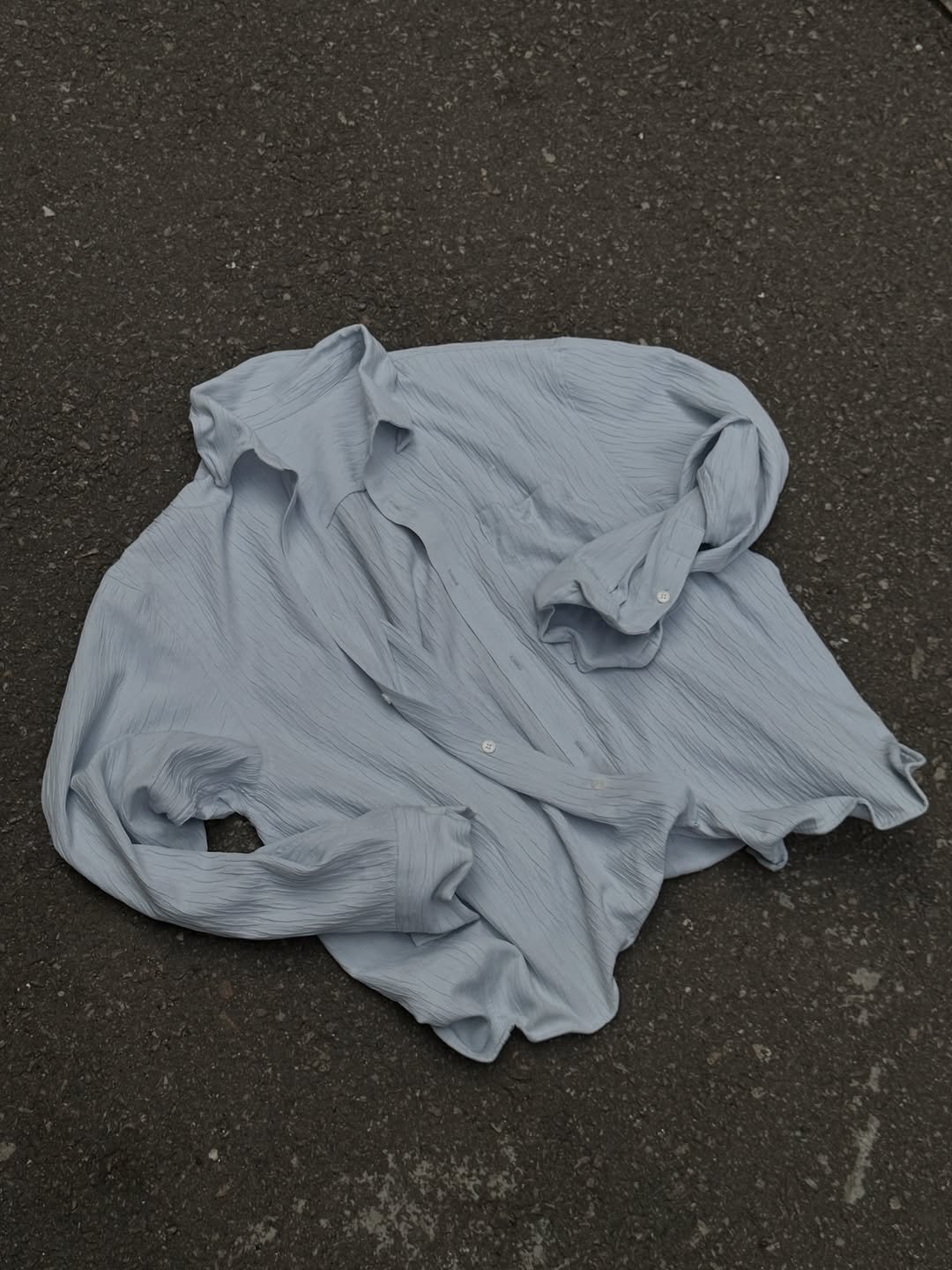 Photo by DNSR 디앤에스알 on April 20, 2026. May be an image of garbage, plastic bag and text.